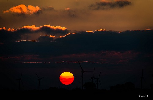¿Y que salga el sol por Antequera?