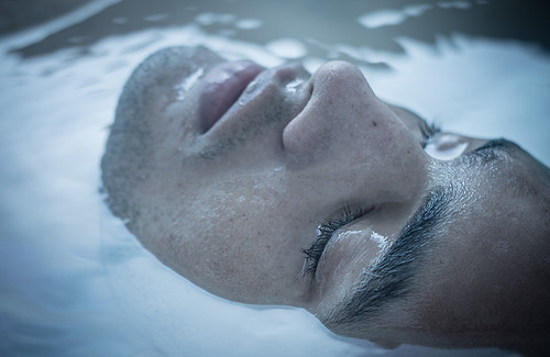 ¿Qué dices cuando estás con el agua al cuello?