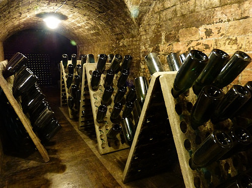 ¿Te gusta agitar el cava antes de empezar el segundo plato?