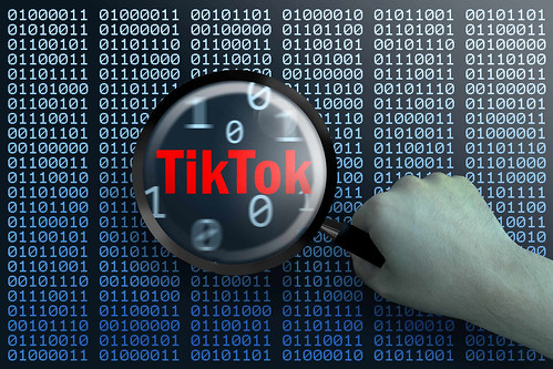 Tik, tok, KO
